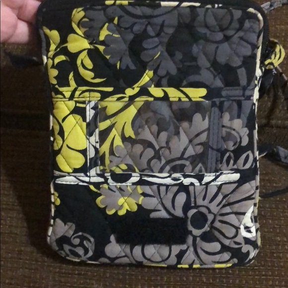 Vera Bradley crossbody - Picture 5 of 8